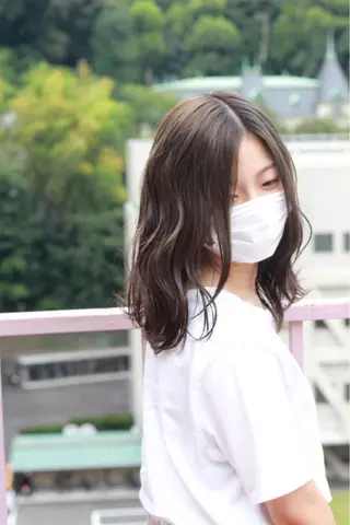 セミロング カラー Viage （ビアージュ）のヘアスタイル