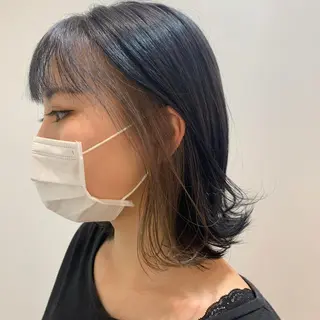 カラー 透明感カラー 🩶🩵🩷AIRIのヘアスタイル