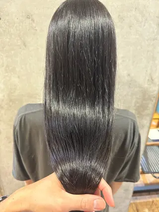 ロング カラー メンズ ⭐️Manaka⭐️ 艶髪🩵ナチュラルのヘアスタイル