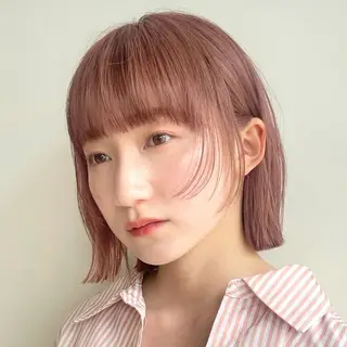 ショート カラー 顔まわり🥨レイヤー /透明感/水口舞奈のヘアスタイル