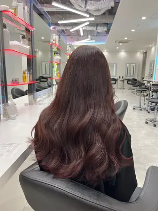 ロング カラー 流行りの透明感カラー ×縮毛矯正🤍ユウのヘアスタイル