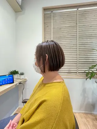 ミディアム 白髪ぼかしハイライト 💫ミネ ヒロシのヘアスタイル