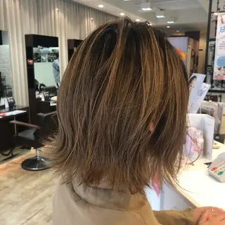 ミディアム 反橋 聖のヘアスタイル