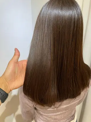 セミロング カラー 過去一の柔髪ヘア 🌿einshairのヘアスタイル