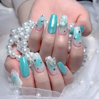ネイル Maggie Nail🦩のネイルデザイン