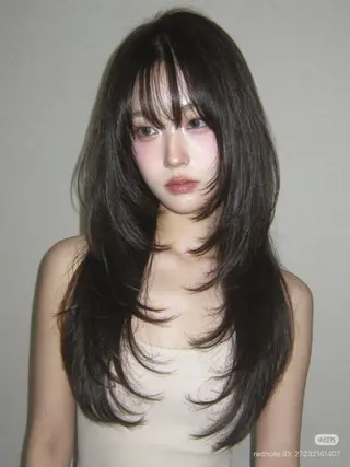 ロング カラー みうる🎀透明感艶髪 🫧レイヤーカットのヘアスタイル