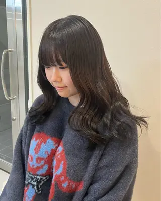 セミロング 🫧透明感カラー🫧 大橋美優のヘアスタイル