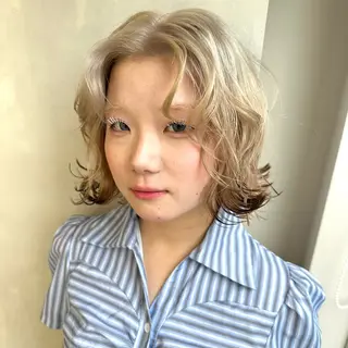 カラー デザインカラー/パー マ🦖外岡咲希🦖のヘアスタイル