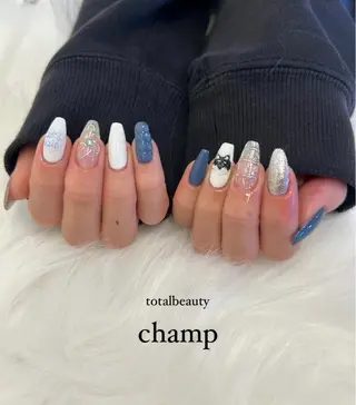 ネイル 岡本 恵｜大人っぽ ・個性ニュアンスのネイルデザイン