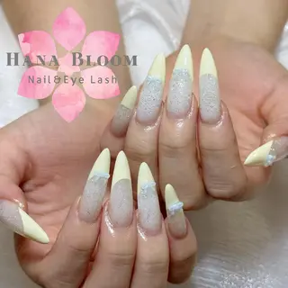 ネイル HanaBloom 🩷Akiのネイルデザイン