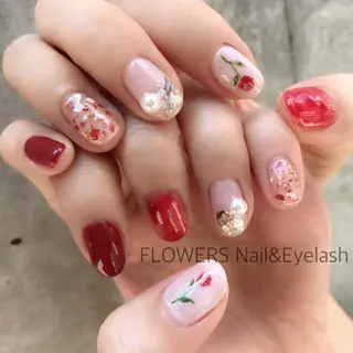 ネイル T. Ayakoのネイルデザイン