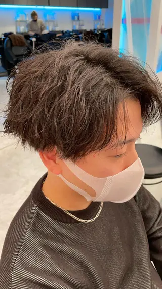 ミディアム カラー パーマ ヘアアレンジ メンズ キッズ メンズ特化美容師 aiの眉毛・アイブロウイメージ