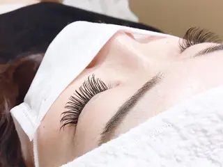 ロング カラー パーマ ヘアアレンジ メンズ キッズ ネイル マツエク・マツパ brille ~eyelash~のヘアスタイル