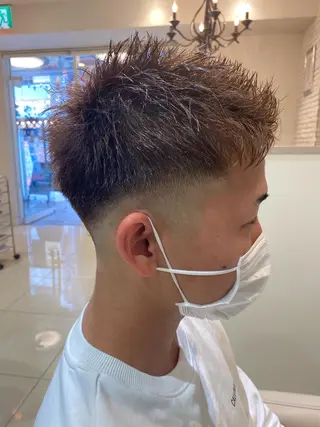 カラー メンズ 似合う髪型見つけます AYAKAのヘアスタイル