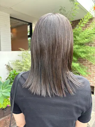 セミロング カラー 近藤 風華のヘアスタイル