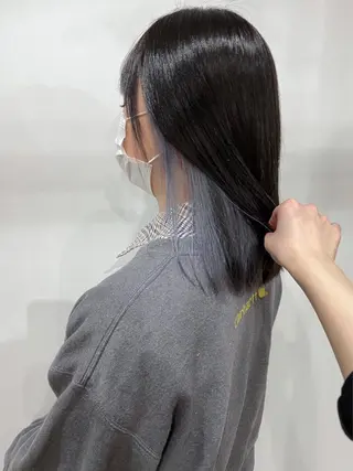 カラー white.梅田 デザインカラー🦄のヘアスタイル