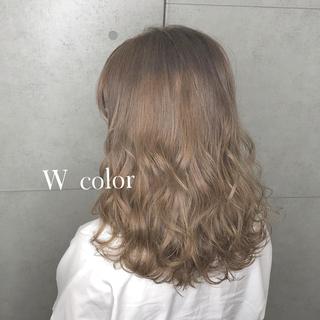 ミディアム 岸川 恭子のヘアスタイル