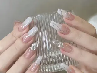 ネイル Luna ✨のネイルデザイン