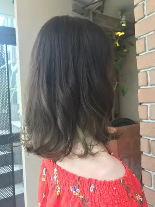 ミディアム カラー パーマ ヘアアレンジ メンズ キッズ ネイル マツエク・マツパ サロンドミルク 渋谷高比良のヘアスタイル