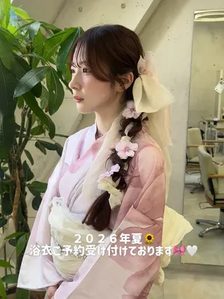 ヘアアレンジ monaヘアアレンジ 🎀/お呼ばれのヘアスタイル