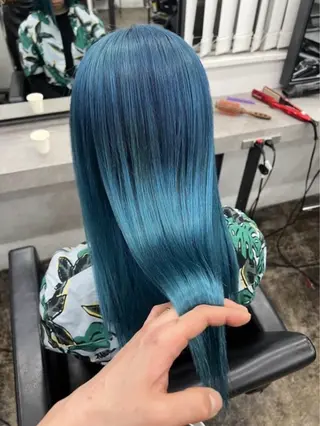 ロング カラー 新宿💜ブリーチ 🩷HIKARUのヘアスタイル