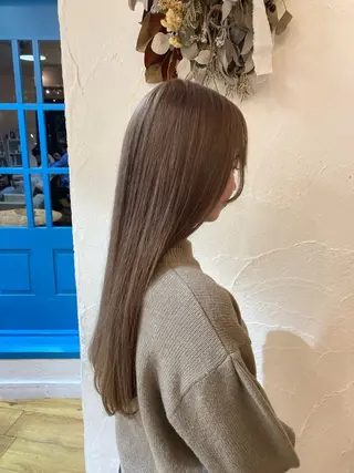 ロング カラー 靏 美咲のヘアスタイル