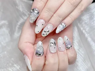 ネイル Yukiko 🌙のネイルデザイン