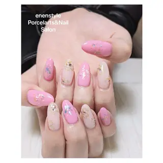 ミディアム ネイル 🐾enen style 🐾のネイルデザイン