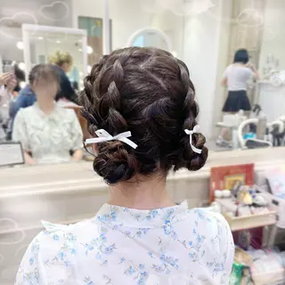ヘアアレンジ 🎼デザインカラー ヘアメ たま🎀のヘアスタイル