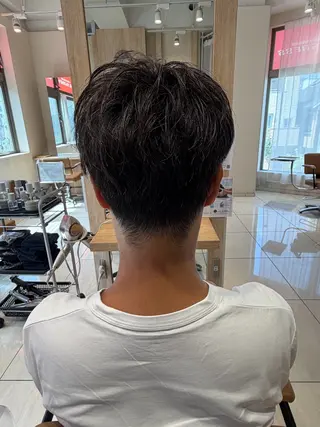 メンズ PROGRESS 谷内[縮毛矯正]のヘアスタイル