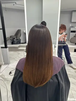 ロング ハイトーン✖️ 縮毛矯正シュンペイのヘアスタイル