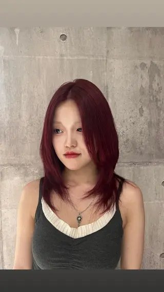 セミロング カラー ハイトーン/ゆるふわ 🧚𖥔ׁTOMO♡のヘアスタイル