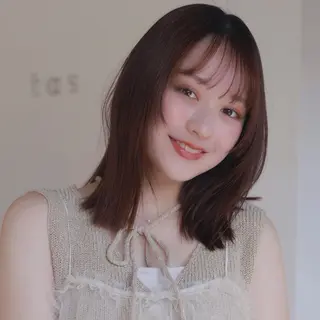 ミディアム カラー 似合わせカット× 顔周りカットるな🌛のヘアスタイル