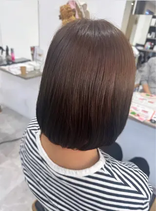 ショート カラー 𝑴𝒐𝒓𝒊 /髪質改善/艶髪🖤のヘアスタイル