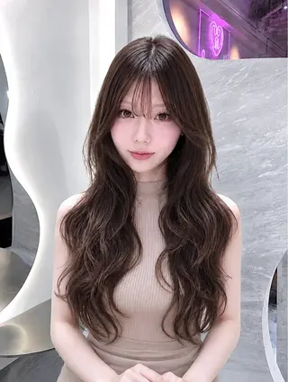 セミロング カラー ヘアアレンジ 🖤kana韓国ヘア 艶髪カラー特化🖤のヘアスタイル