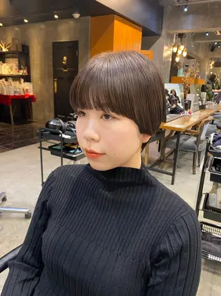 ショート カラー 透明感カラー🌿 グレージュ🐺陽介のヘアスタイル