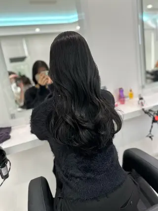 セミロング カラー ヘアアレンジ 🫧モテる💗ダメー ジレスハイトーン🫧のヘアスタイル