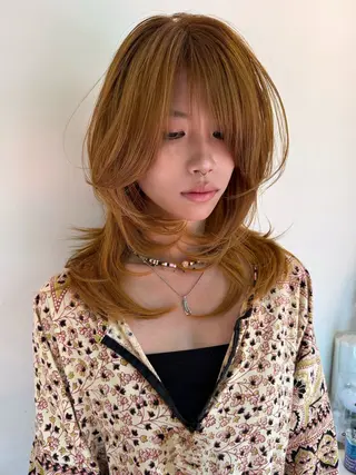 セミロング カラー HARUNA/原宿/ デザイン/カットのヘアスタイル