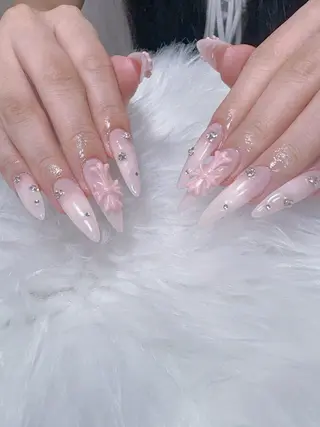 ネイル Hinari 🦋のネイルデザイン