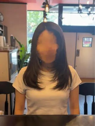 セミロング スズキ リコのヘアスタイル