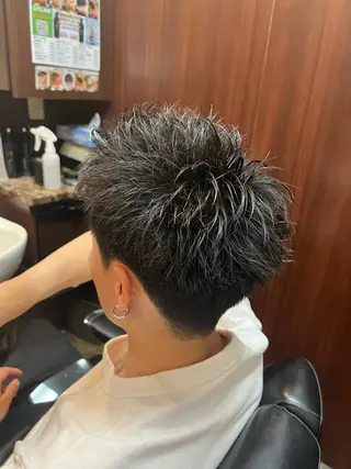ショート 吉田 一希のヘアスタイル