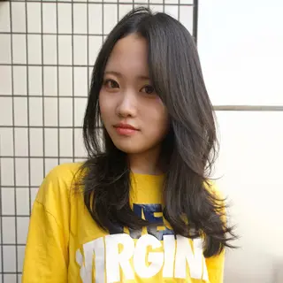 セミロング ユウダイ 【SHICUNE】のヘアスタイル