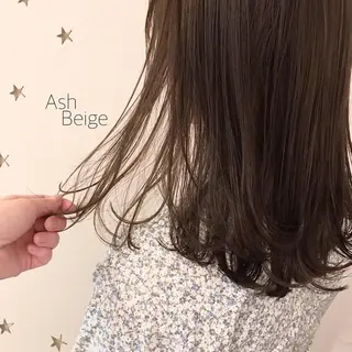 ミディアム カラー 市川 千夏のヘアスタイル