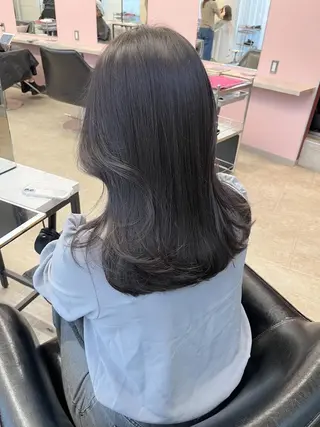 カラー saeri MATTYのヘアスタイル