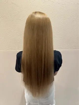 ロング 外人風ハイライト/ 艶カラーのヘアスタイル