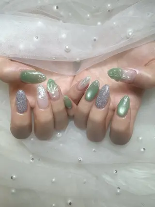ネイル Queeens nailのネイルデザイン