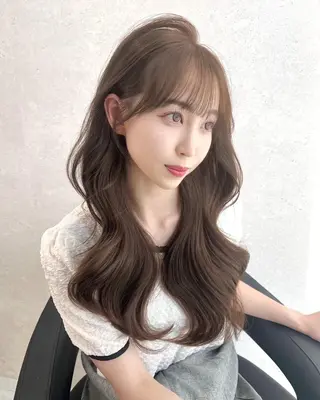 カラー 🌸春の暗髪カラー 🌸透明感ヘアのヘアスタイル