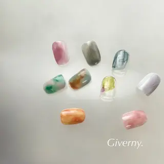 ネイル Giverny .のネイルデザイン