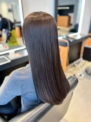 ロング さくらこ/オリーブ カラー/カラーモデルのヘアスタイル