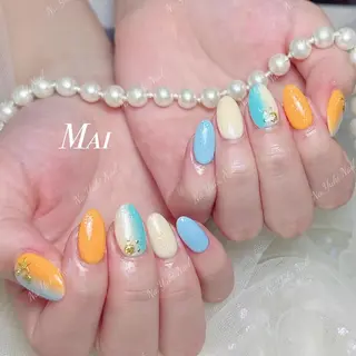 ネイル 🦋 Queenieのネイルデザイン